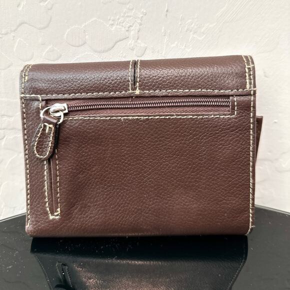 BUXTON | Brown Leather Trifold Wallet with Contrast Stitching Snap Closure - Picture 2 of 5